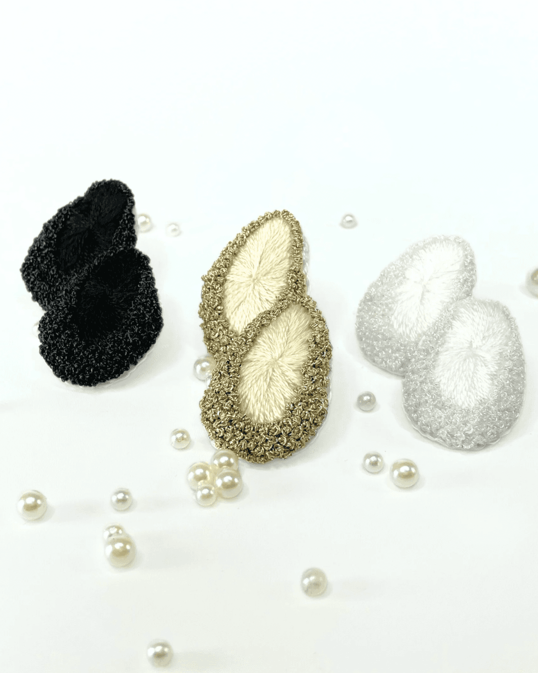 【手刺繍ピアス/イヤリング】オフィス〜デイリー:軽くて快適:知的で愛らしいゴールド:しずくモチーフの装身具/irei | 9枚目